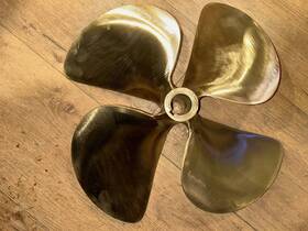 2753 Acme Lh 4-blade Nibrile Propeller 17 X 14v - Rebuilt
