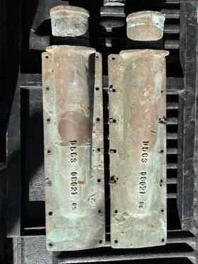 08021 Bertram Bronze 31 Twin D563 Gc Thru Hull Prop Shaft Logs Viking Hatteras