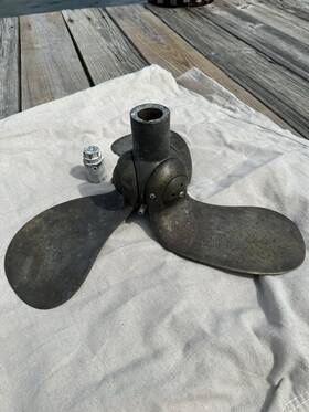 Ap12443rh Bruntons Autoprop H5 18 Inch 3-blade Self-feathering Propeller 1.25 Rh Shaft 2024
