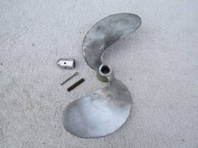 1g-126 Champion Firestone Antique Outboard Motor Propeller 3.6hp 1940-46 #462 S1g S1h