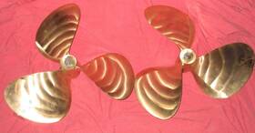 4430-4431 Chris Craft 23 X 25 4430 4431 Nibral Inboard Propeller Set 1 1/2 Inch Bore 105-18ab