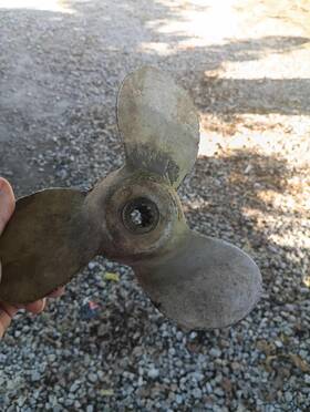 A-77263 Chrysler 1970s Sea King 20 Hp Prop This Is A Spline Will Fit Some Motors