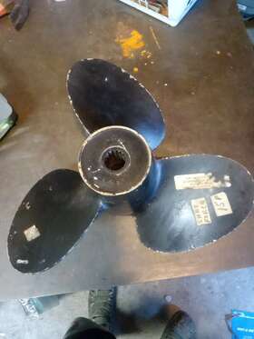 2055 Chrysler P495 Force Michigan Aluminum Rh Propeller 13 X 15p