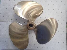 3122 Equipoise Chris Craft Inboard Propeller By Chriscraft #3122 Nibral 13p 1 Inch Shaft