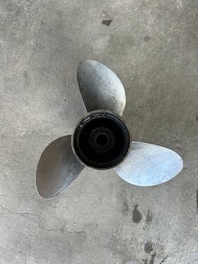 0390730 Evinrude Used Johnson Ss Prop P#0390730