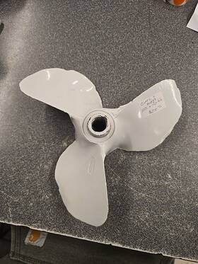 311837 Evinrude Used Johnson 10.5 X 12 Pitch Prop #36