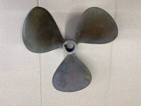 14rh18 Federal Equi-poise 1-1/4 Inch Shaft Bronze Propeller