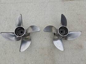 Hc-cl19-o Hydromotive Right Hand And Left 19 P Stainless Mercury Props Hc-cl19 O-iv