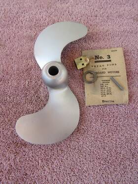 11-176 Johnson Antique Outboard Motor Propeller Model 100 110 1936-37 1.7hp #11-176