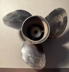 177248 Johnson Oem Prop 3 Blade 9.25 Inch X 10 Propeller - Part #