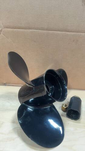 48-832828a45 Jsprop Js-25060506a 15x17 P Boat Propeller For Mercury Engines 130-400hp 15 Tooth Used