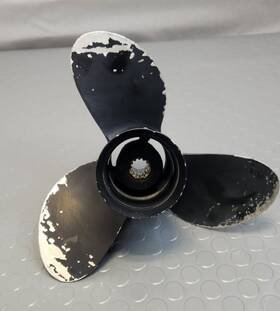 01203 Mercury Michigan Wheel Johnson Evinrude Aluminum Propeller 1978-1988 40/50 2539