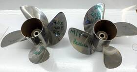 Mercury 14.6x20p Revolution 4 Blade Stainless Steel Propellers 14-5/8 X 20p Lh And Rh Pair