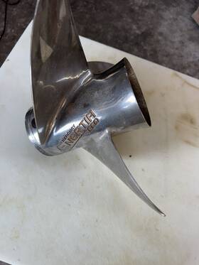 16.17.5 Mercury Enertia 16x17.5 L Propeller