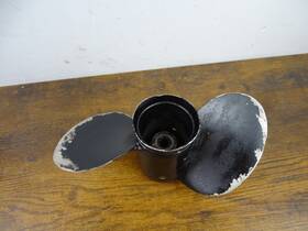 45-65002a1 Mercury Aluminum 2 Blade 11 Pitch Propeller 8 Spline Hub Used 45-65002a 1