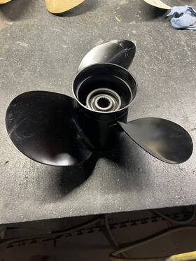 48-081617 Mercury Al#414 17.75x21 Left Hand 3b Aluminum Bravo 2 Propeller