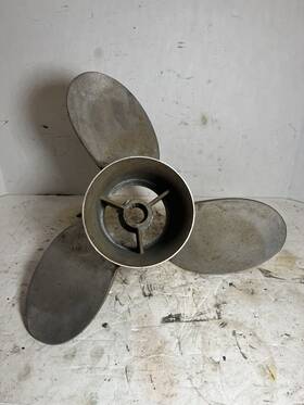 48-13248a5 Mercury 14-1/2 X 25 Mirage Right Hand Stainless Propeller