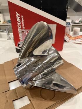 48-16550-a40-25p Mercury Laser 2 Propeller 26 Pitch