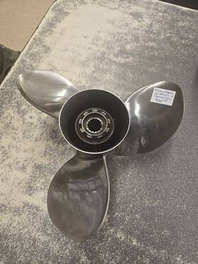 48-16988-18 Mercury Used Vengence Stainless Steel Prop 13 X 18 Pitch #16