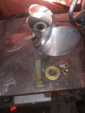 48-17132 Mercury Stainless Steel Vengeance 12 Pitch Prop