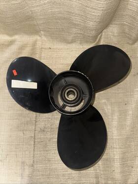 48-18613-17p Mercury Bravo 2 17p Aluminum Left Hand Propeller A40