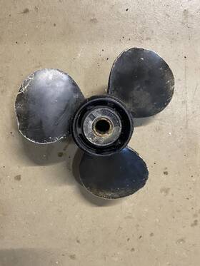 Mercury 48-19636-9.5 Oem 10 3/8 X 9.5 Aluminum Outboard Propeller #