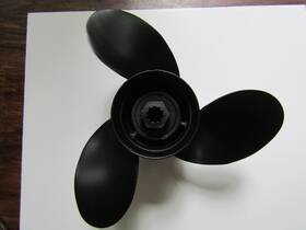 48-19640a40-13p Mercury Very Nice Prop Black Max Dia-10.38 - Pitch 13 Rotation Right Hand