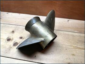 48-2965 Mercury Vintage Quicksilver Brass Boat Propeller