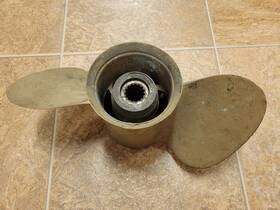 48-31448-25 Mercury Vintage Outboard Brass Bronze Twin Propeller 1960s Prop 25p