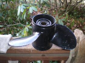 No.48-37898-a3 Mercury 48-37898-a3 Outboard Propeller 15 Tooth For 13 Pitch Vgc