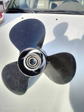 48-79570a-15p Mercury Alpha One Propeller