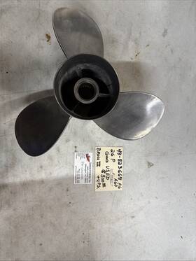 48-823688 Mercury 26 Pitch Bravo 3 Aft Propellor