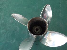 48-832124-36 Mercury Bravo 1 36p