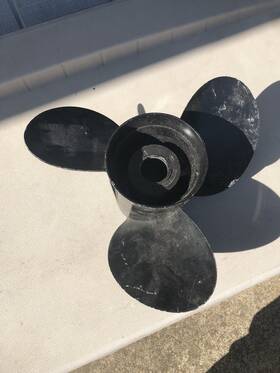 No.48-832832-ci-21 Mercury 48-832832-ci-21 Large Boat Propeller. Part