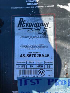 48-8570226a46 Mercury Revolution 4 Propeller 14-5/8 Dia 19p Rh Stainless