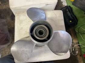 48-88442-21 Mercury Marine Boat Prop Stainless Steel 3 Blade 21 Pitch Propeller