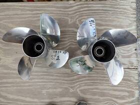 48-8m0113944 Mercury 48-8m0113945 Used Pair Rev 4 Xp Propellers 22 Pitch Rh Lh Prop St2