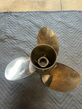 48-8m0151251 Mercury Stainless 16x 17p Enertia Eco Propeller