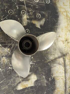 48-825864-23p Mercury 48-8m0151384 Tempest Plus Propeller 14 5/8 X 23 Inch Pitch - Rh
