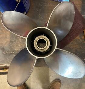 Propeller-23p Mercury 48-8m0151392 Used Trophy Plus 4 Blade