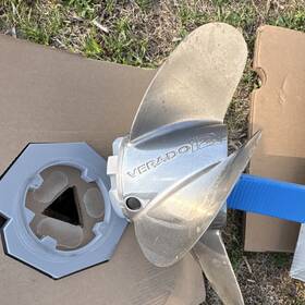 48-8m0166987 Mercury Propeller Verado 12 4 Blade Stainless Steel 29 Pitch. Front Position