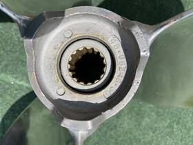 48-98246-30 Mercury Omc Chopper Prop 30 Inch Pitch