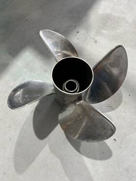 8m0173951 Mercury Ventera Lab 15x265p Rh Prop