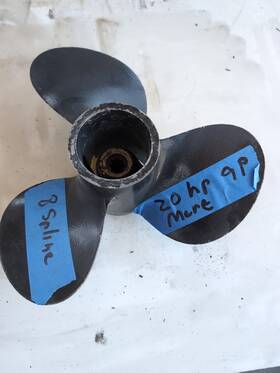 9pa2 Mercury 20 Horsepower 8 Spline 9 Pitch Aluminum Propeller