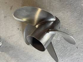 48-8m0151317 Mercury Marine / Mercruiser Marine/mercruiser New Oem Revolution 4 Prop Rh 14.6x17