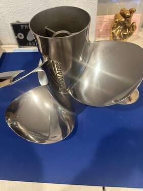 3321 Mercury Marine Quicksilver 33 20 And33 21 Bravo 3 3x3 Propellers 3320 And