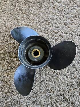 48-896960a40 Mercury Quicksilver Propeller 9.25 X 12.5 #48-896960 10 Spline 25-30hp Honda