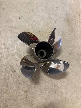 8m0214744 Mercury Racing Lab Ventera Propeller 15 Dia. 20p Rh