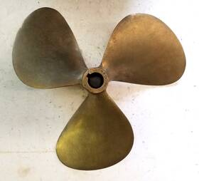 311244 Michigan Dyna-jet 16x15 Pitch Rh Vintage Bronze Prop