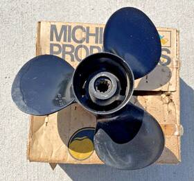 062210 Michigan Wheel 10-1/4 Inch X 15 Rh Al 3 Blade Mi Match Propeller 25-30 Hp